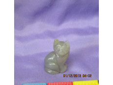 Small Gray Agate Sitting Cat Small Gray Agate Sitting Cat